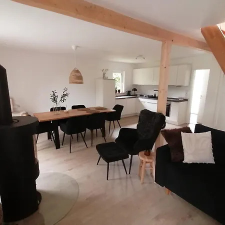 Haus *
